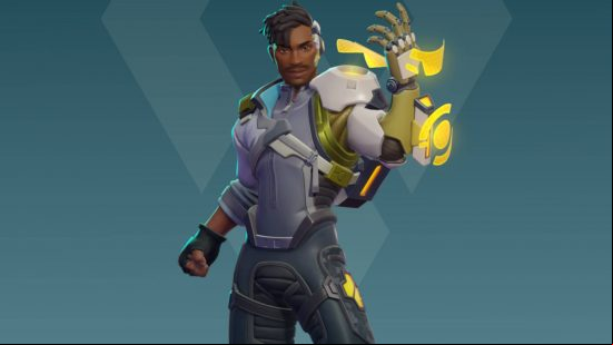 Remy is one of the Evercore Heroes characters in the  class. He has a strange green gadget on his left hand.