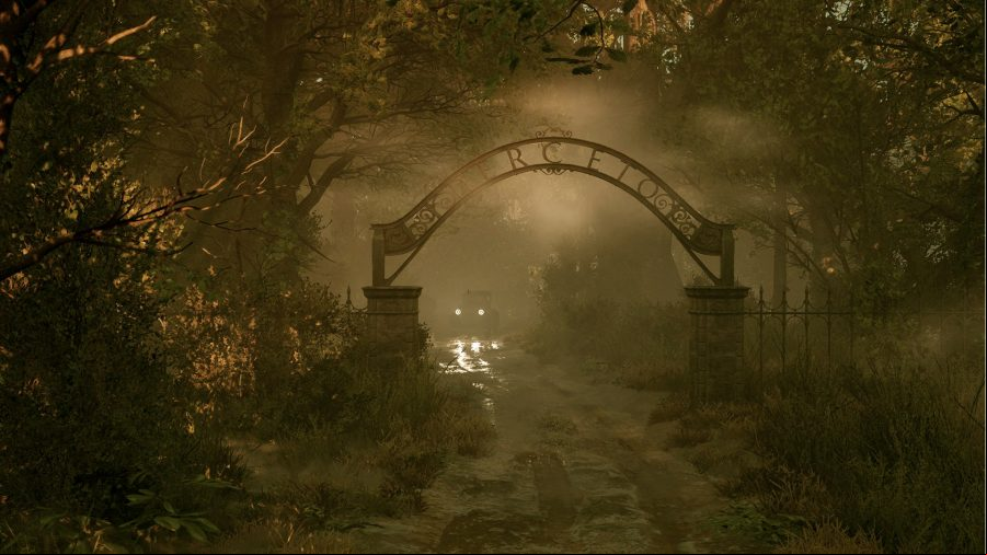 A misty, gloomy garden, with a large sign for the Derceto Manor, where Alone in the Dark takes place.