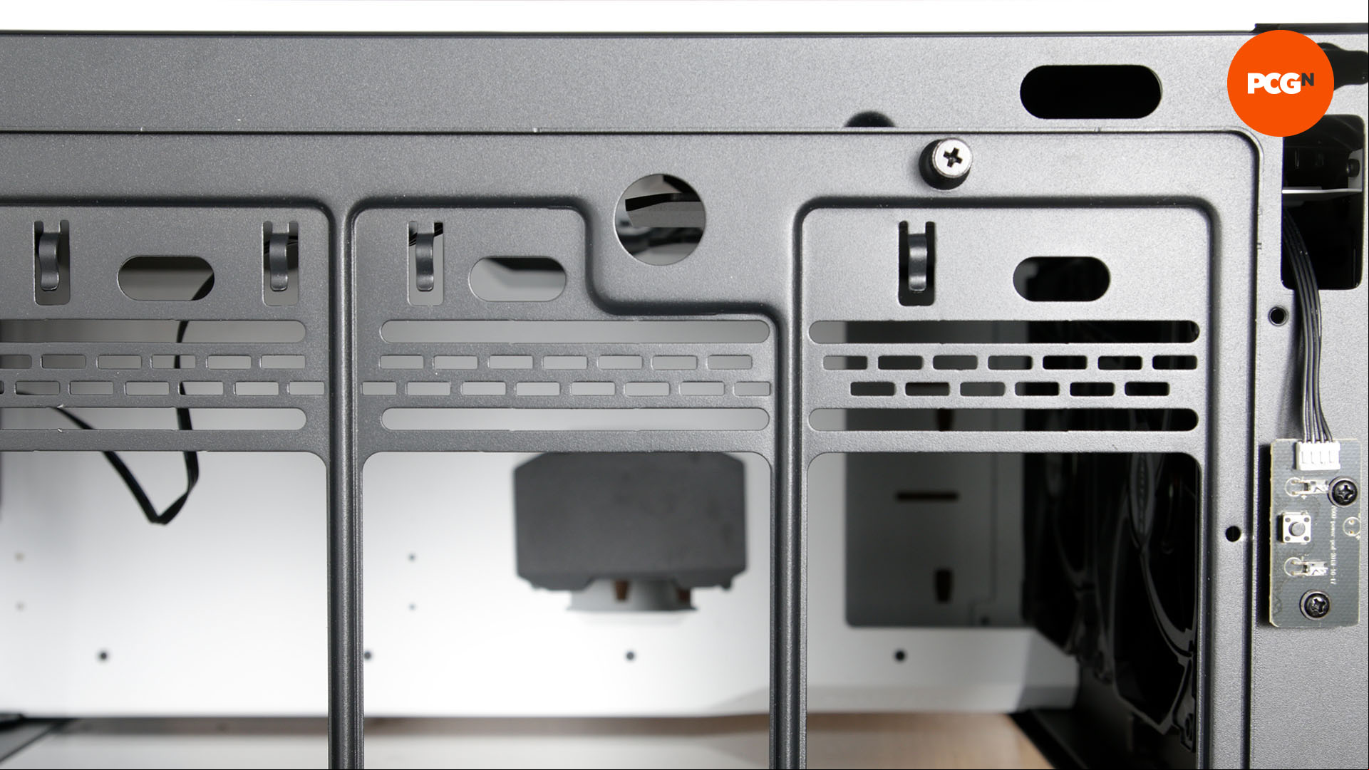 How to fit a fill port to your PC water cooling system: Check for existing hole
