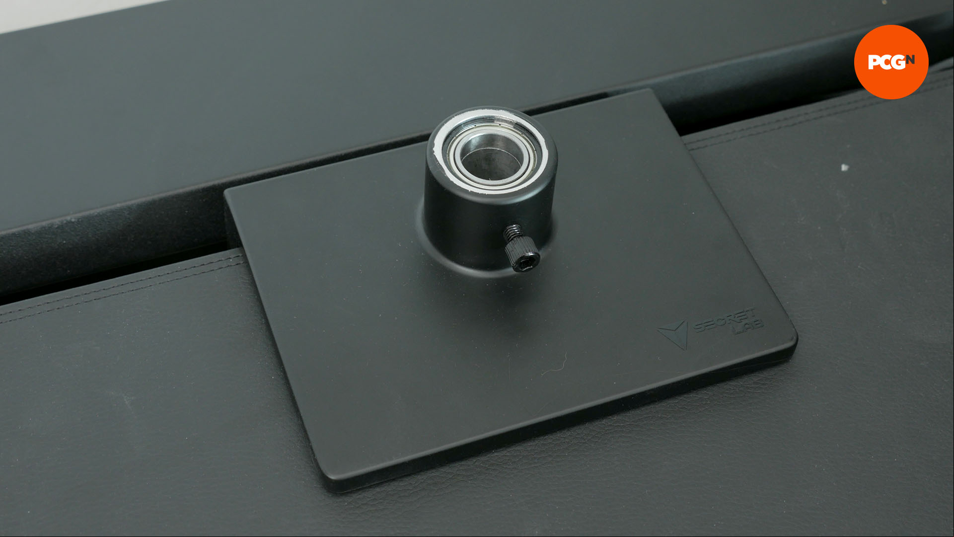 secretlab heavy duty monitor arm review 14 base plate on magnus desk